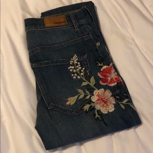 Express flower embroidered jeans high rise